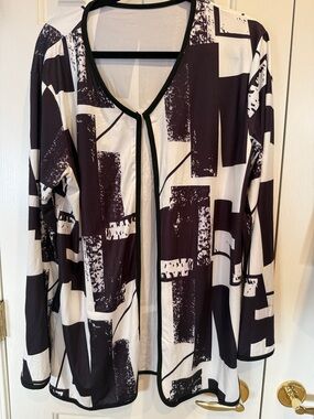 Black & White XL NWOT Geometric Open Cardigan